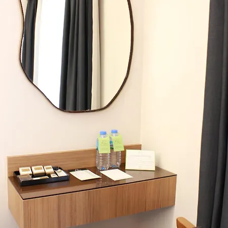 Roı Otel 2*